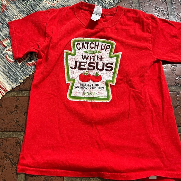 Gildan Other - Gildan catch up with Jesus tee